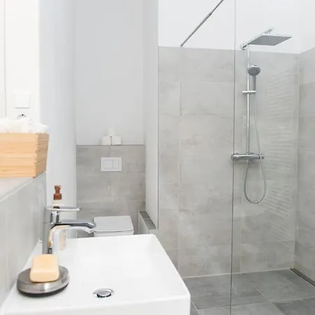 Colorful Flat Near Vibrant Boxhagener Platz *