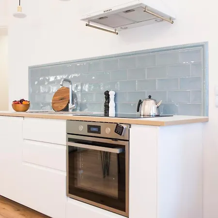 Διαμέρισμα Colorful Flat Near Vibrant Boxhagener Platz