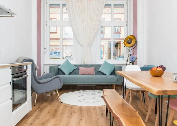 Apartment Colorful Flat Near Vibrant Boxhagener Platz *
